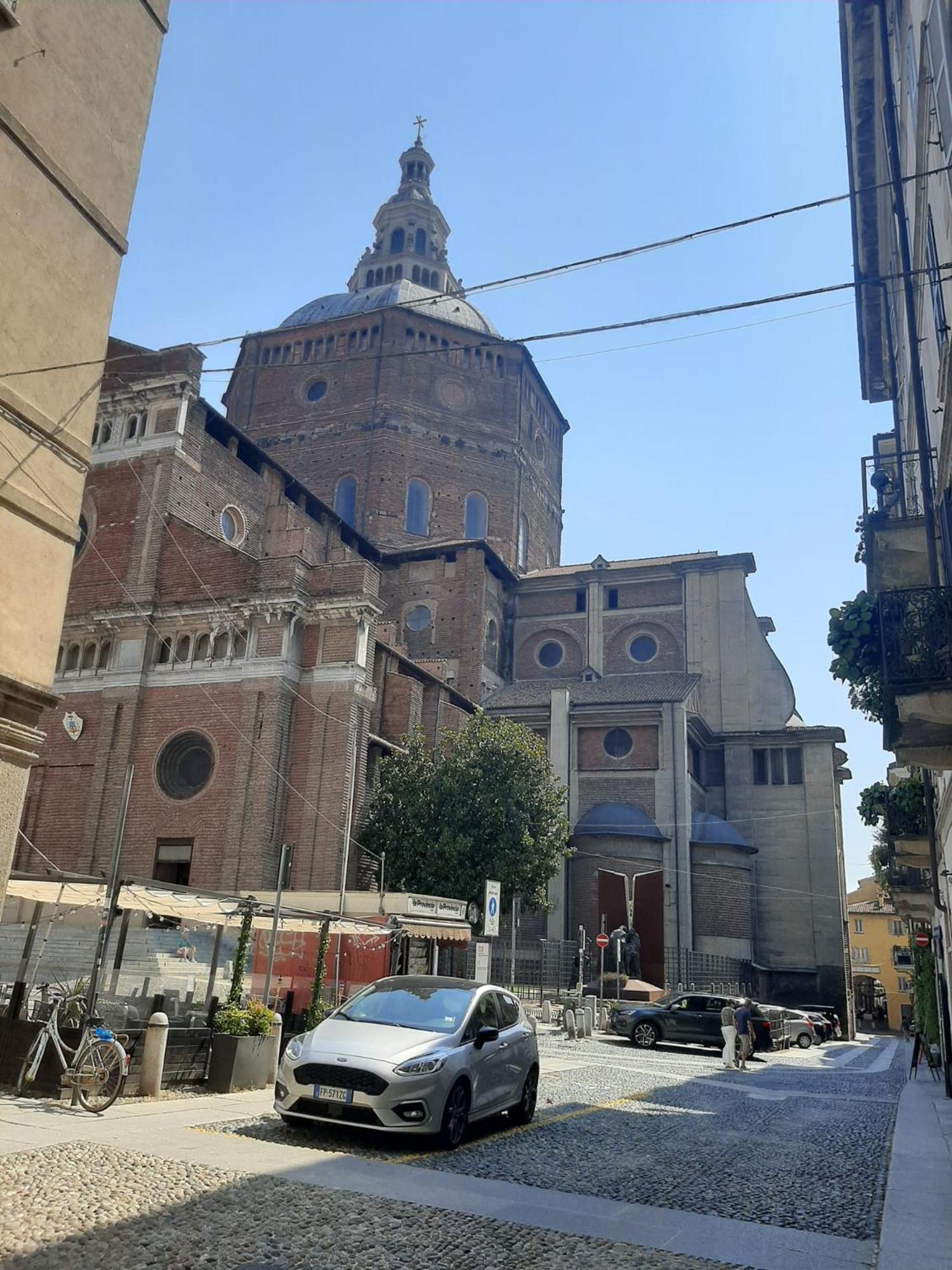 Mini House Centro Storico Duomo Di Pavia Βίλα Εξωτερικό φωτογραφία